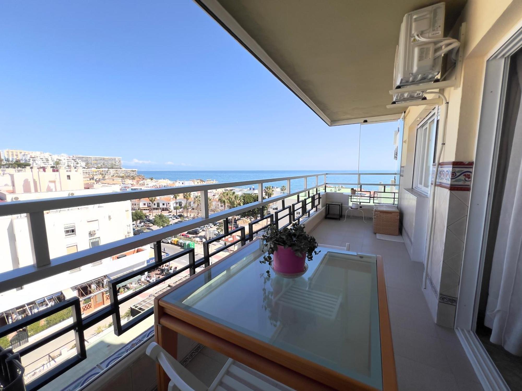 Apartmán En Carihuela Con Vistas Y Plaza De Garaje, Nucleo Cristal Torremolinos Exteriér fotografie
