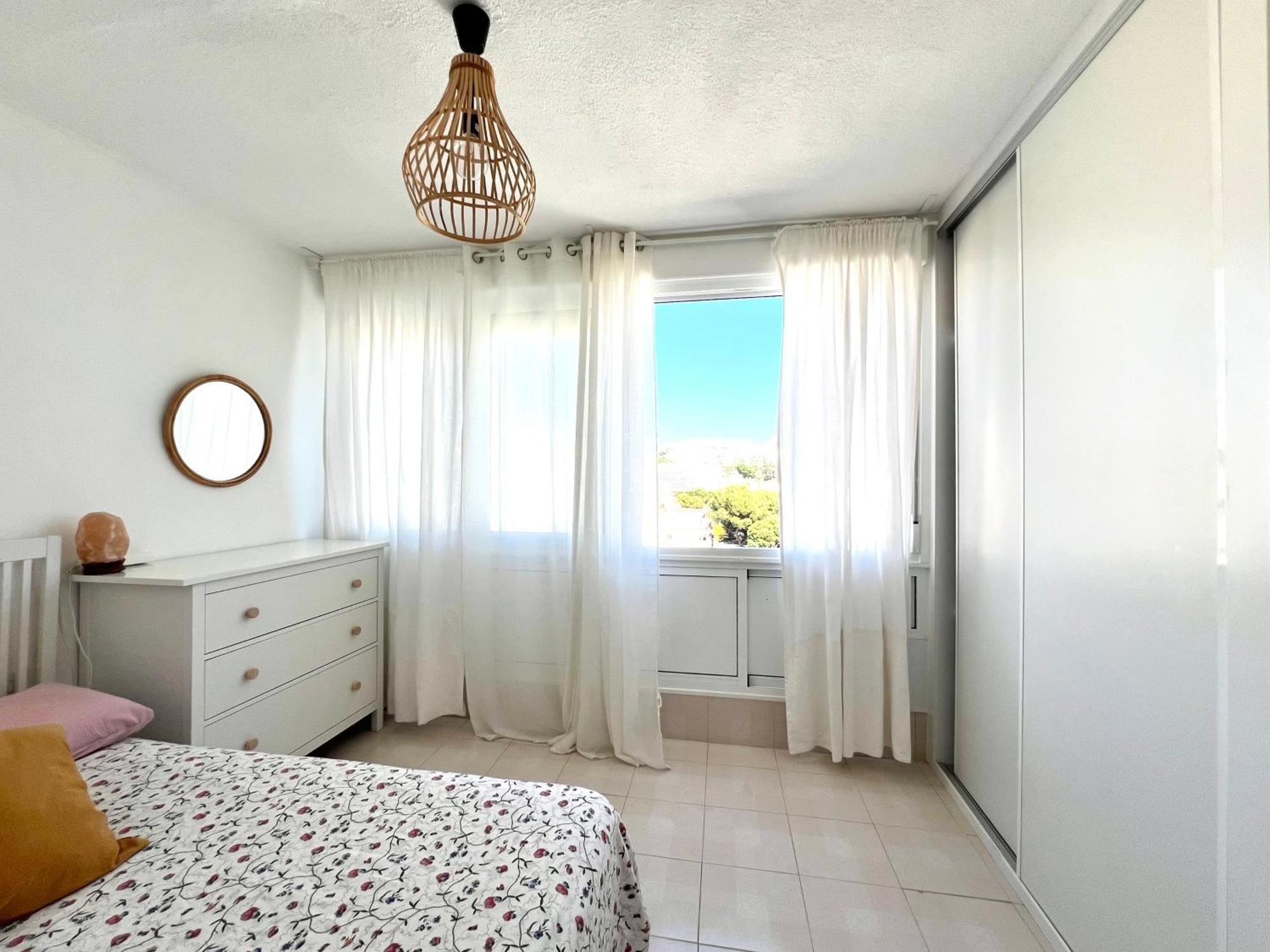 Apartmán En Carihuela Con Vistas Y Plaza De Garaje, Nucleo Cristal Torremolinos Exteriér fotografie